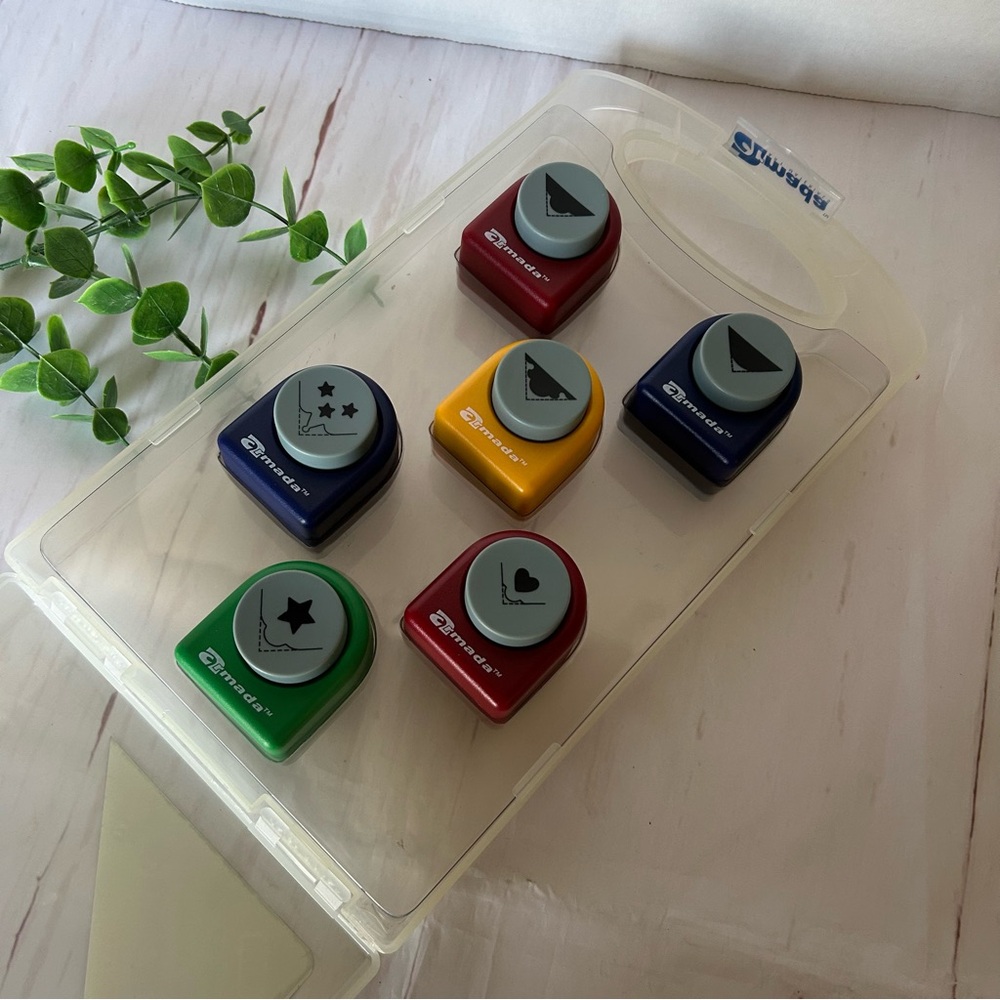 ARMADA • Corner Punch Set